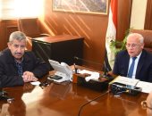 محافظ بورسعيد يعقد اجتماعًا لإقامة توسعات بعدد من المدارس