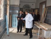 محافظ الغربية يتفقد المشروعات الجارية بالقطاع الصحى بالمحلة 