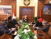 محافظ بورسعيد يلتقى ممثلى الكنيسة لإدراج المحافظة ضمن مسار العائلة المقدسة