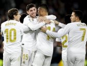 قبل السوبر الاسبانى.. انفوجراف يرصد نتائج آخر 5 مباريات بين ريال مدريد وفالنسيا