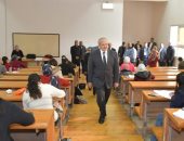 الخشت يتفقد سير امتحانات الفصل الدراسى الأول ويوجه رسالة للطلاب..تعرف عليها