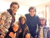  أحدث ظهور للكينج مع عائلته بعد قلق جماهيره عليه لإلغائه حفل رأس السنة