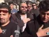 متظاهرون إيرانيون يقيمون طقوس شيعية أمام منزل قاسم سليمانى بطهران.. فيديو