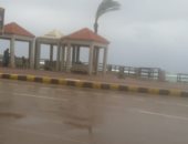 صور .. استمرار هطول الأمطار بالإسكندرية .. والشوارع الجانبية تغرق