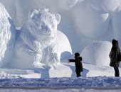 الصينيون يحولون الثلج لمنحوتات فنية قمة فى الإبداع خلال مهرجان "هاربين"