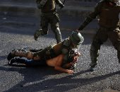 استمرار أعمال العنف بين المتظاهرين وقوات الأمن فى تشيلى