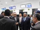وزير الطيران يتفقد مطار شرم الشيخ للاطمئنان على الحركة الجوية وانتظام الرحلات
