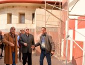 محافظ أسيوط يتفقد أعمال التطوير والتجميل بميدان المحطة ويلتقى المواطنين