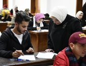 رئيس جامعة القناة تتفقد سير الامتحانات وتؤكد الالتزام والانضباط سر تميز اللجان