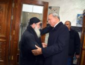 محافظ القليوبية يتابع استعدادات المحافظة لاستقبال عيد الميلاد المجيد