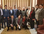 وفد من تنسيقية شباب الأحزاب والسياسيين يلتقى رئيس الهيئة الوطنية للصحافة