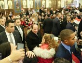 رسالة السيسي للمصريين فى عيد الميلاد: "لو بتحبوا ربنا حبوا بعضكم"