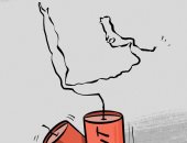 كاريكاتير صحيفة كويتية.. المخاطر تحيط بـ"باب المندب" مع تزايد التوتر فى المنطقة 