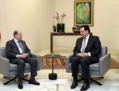 ميشال عون يلتقى حسان دياب المكلف بتشكيل الحكومة اللبنانيىة