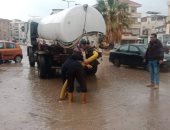 دمياط تواجه الأمطار بـ 97 معدة ما بين سيارات شفط وكسح ونافورى