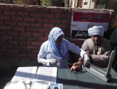 صحة أسوان توقع الكشف الطبى على 3094 مواطنا بالمجان.. صور