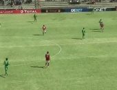 نهاية الشوط الأول.. بلاتينيوم يستغل أخطاء دفاعات الأهلى ويتقدم بهدف