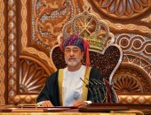 سلطان عمان يستقبل المعزين فى وفاة السلطان قابوس
