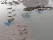 "سيبها علينا".. تجمعات كثيفة لمياه الامطار والصرف الصحي بابو تلات بالإسكندرية