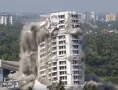فيديو يرصد تفجير ضخم لبنايات فاخرة فى الهند.. اعرف القصة
