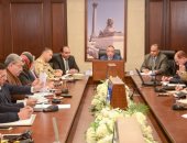 محافظ الإسكندرية يشدد على إزالة تعديات أراضى الصرف الصحى