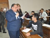 رئيس جامعة حلوان يوجه بتوفير الإشراف الطبى للحالات المرضية 