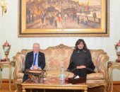 الهجرة: نبحث تنظيم لقاء لسفراء الدول الأجنبية للتعريف بمبادرة مراكب النجاة