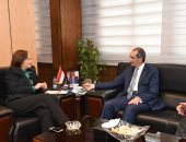 رسميًا وزارة التخطيط تُسلم وزارة الاتصالات 20 مشروعا للتحول الرقمى وميكنة الخدمات.. هالة السعيد: ميكنة 239 نيابة و196وحدة مرور وتطوير 119محكمة و89قسم شرطة و29قسم طب شرعى.. عمرو طلعت: نبنى "مصر الرقمية" 