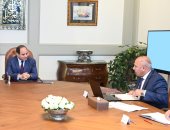 الرئيس السيسى يستعرض مع كامل الوزير جهود تحديث منظومة النقل فى مصر