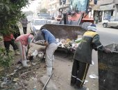 صور.. حملة نظافة كبرى بشوارع حى جنوب الأقصر ورفع أكوام القمامة لخدمة المواطنين والسائحين