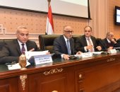 صور.. "اقتصادية البرلمان" توافق على قانون البنك المركزى من حيث المبدأ