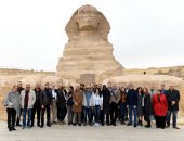 زاهى حواس يكشف أسرار أبو الهول لوفد من البنك الدولى بحضور وزيرة التعاون