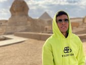صور.. أشرف بن شرقى يستغل فترة الراحة ويزور الأهرامات