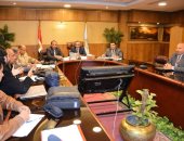 نائب محافظ الغربية يستعرض نسب تنفيذ مشروعات تطوير ورصف الطرق