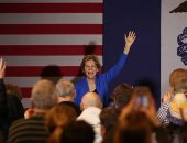 مرشحة الرئاسة الأمريكية إليزابيث وارين تواصل حملتها الانتخابية فى ولاية أيوا