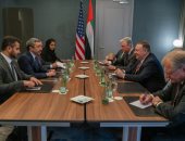 مايك بومبيو يؤكد على ضرورة وقف إطلاق النار فى ليبيا فى لقاء مع نظيره الإماراتى