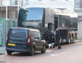 إجراءات أمنية مشددة قبل كلاسيكو ليفربول ضد مانشستر يونايتد.. صور