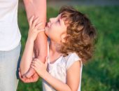 دراسة: ابتعاد الأطفال عن الآباء يضر بصحتهم