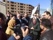 وزيرة الصحة تتفقد تجهيزات التأمين الصحى بوحدة الشيخ موسى في الكرنك..فيديو