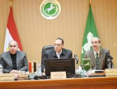 محافظ الشرقية يستقبل عدد المواطنين لبحث شكواهم وحلها