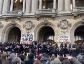 عرض موسيقي مبهر في قلب باريس للمطالبة بإصلاح نظام التقاعد في فرنسا (فيديو)