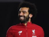 اللى عنده ضحكة زى دى.. ليفربول يحتفى بابتسامة صلاح فى التدريبات