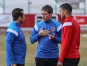 بعد جلسة فايلر.. مدافع شباب الأهلى 99 يقترب من سموحة