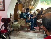 أحمد صلاح حسنى يشارك جمهوره بصورة من كواليس "ختم النمر"