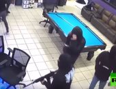 شاهد 8 مسلحين يسطون على مطعم فى الولايات المتحدة