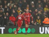وولفرهامبتون ضد ليفربول.. رأسية هيندرسون تتقدم للريدز فى الدقيقة 8 "فيديو"