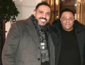 فؤش ومحمد رفاعي يتجولان في لندن بأغنية "طمني عليك"  