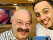 فيديو ساخر لـ"أوس أوس"على تويتر.. وصلاح عبد الله يعلق: ربنا يلطف بشبابنا