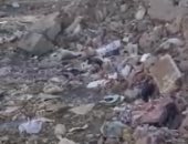 "سيبها علينا".. شكوى من انتشار القمامة فى قرية صفط أبوجرج بالمنيا