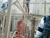 صور .. التصدى لـ 10 حالات بناء مخالف بدون ترخيص بأحياء الإسكندرية